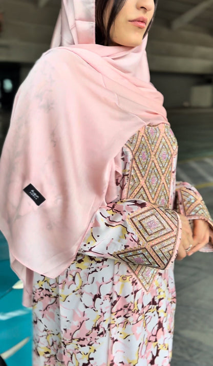 Ready To Wear Mukhawar Awrah