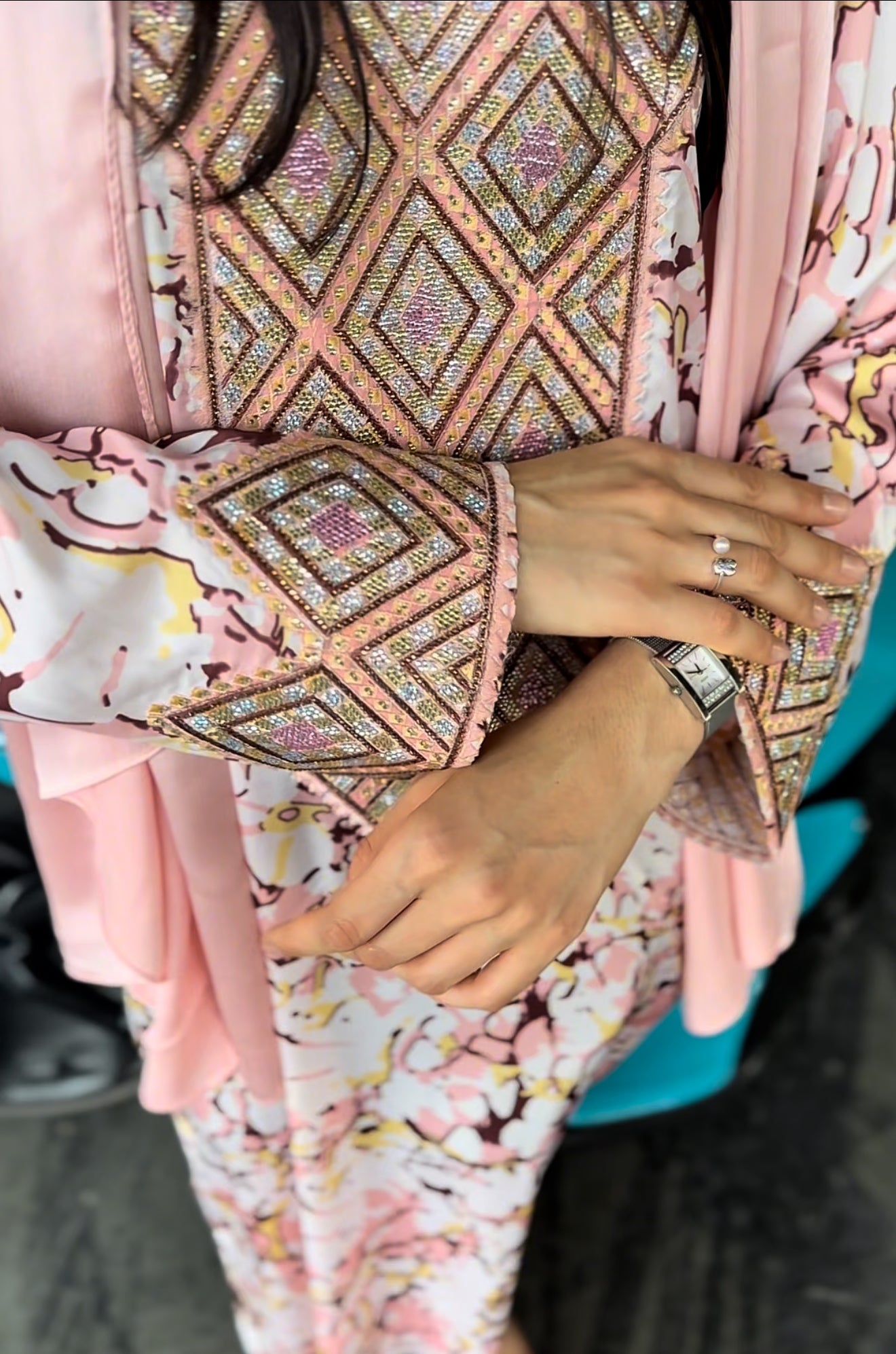 Ready To Wear Mukhawar Awrah